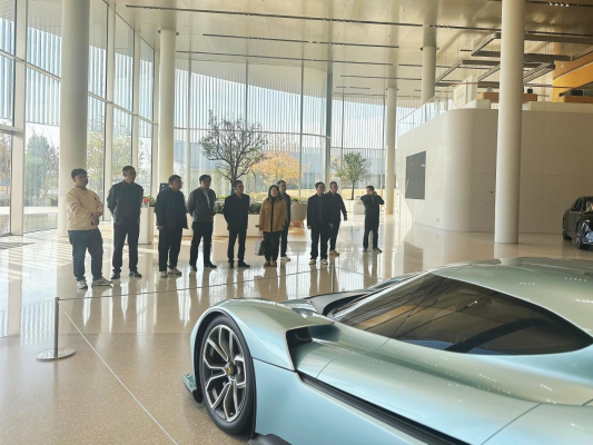 交通工程学院与蔚来汽车科技(安徽)有限公司开展交流活动